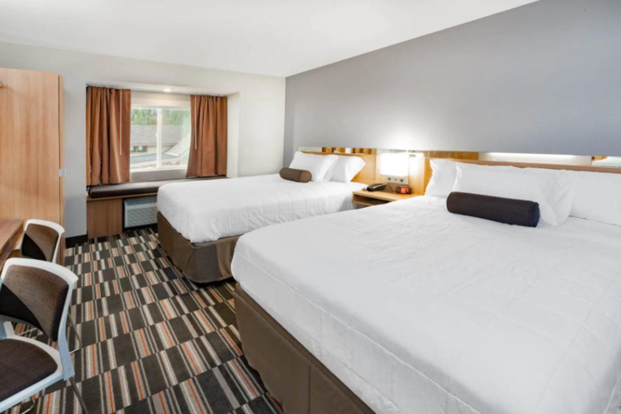 Microtel Inn & Suites By Wyndham Georgetown Lake Esterno foto