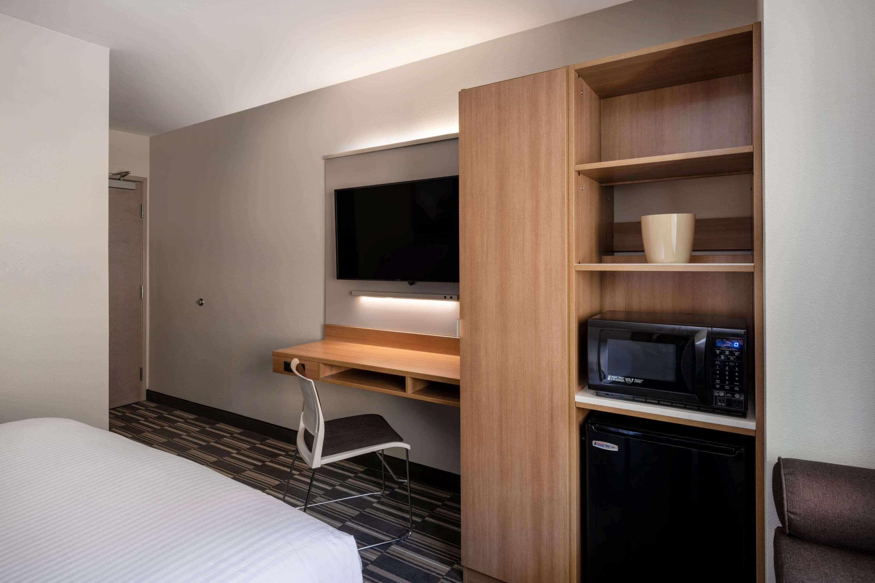 Microtel Inn & Suites By Wyndham Georgetown Lake Esterno foto