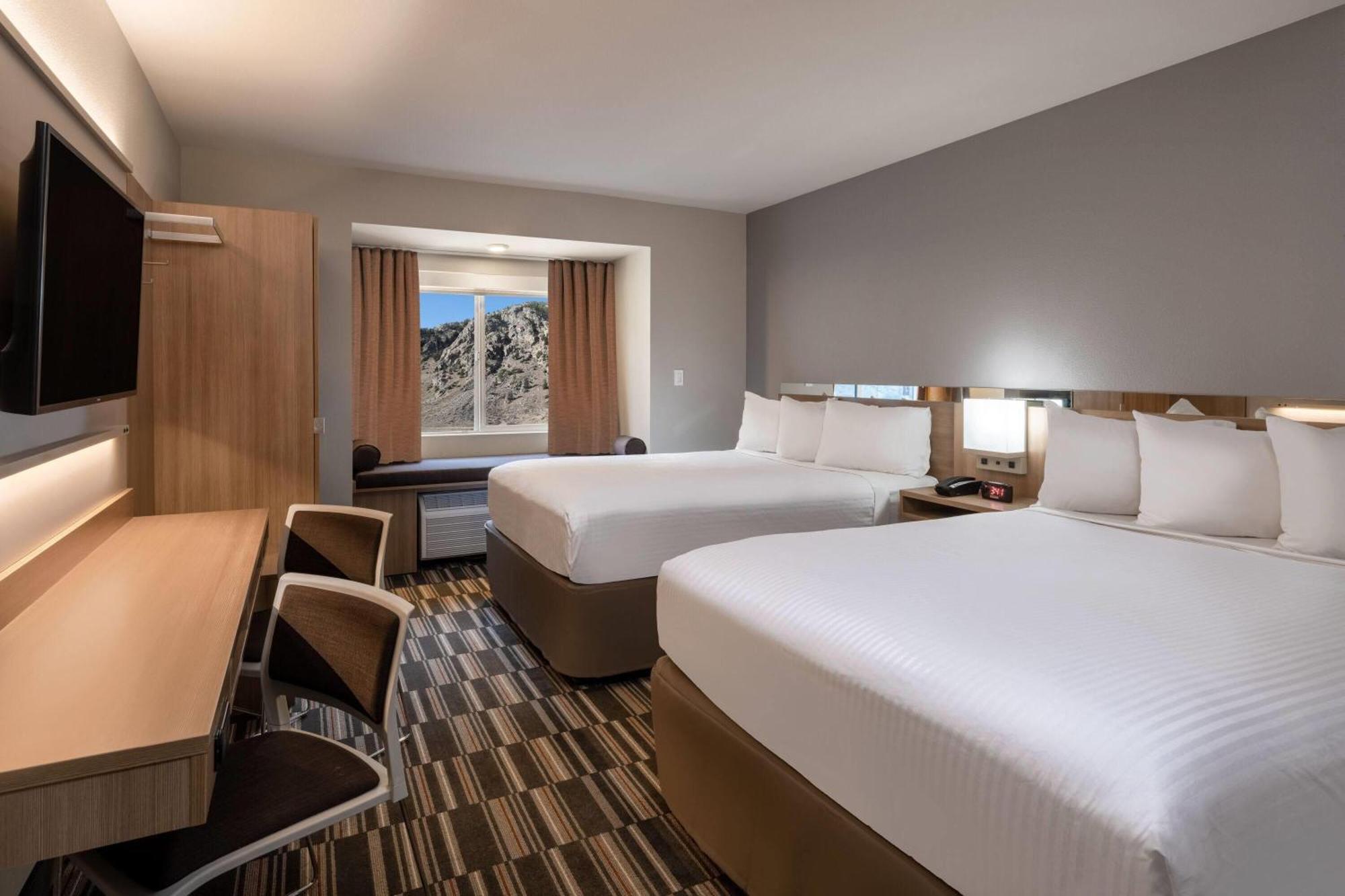 Microtel Inn & Suites By Wyndham Georgetown Lake Esterno foto